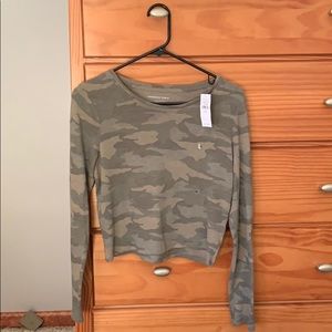 American Eagle Camo Long Sleeve Crop Top